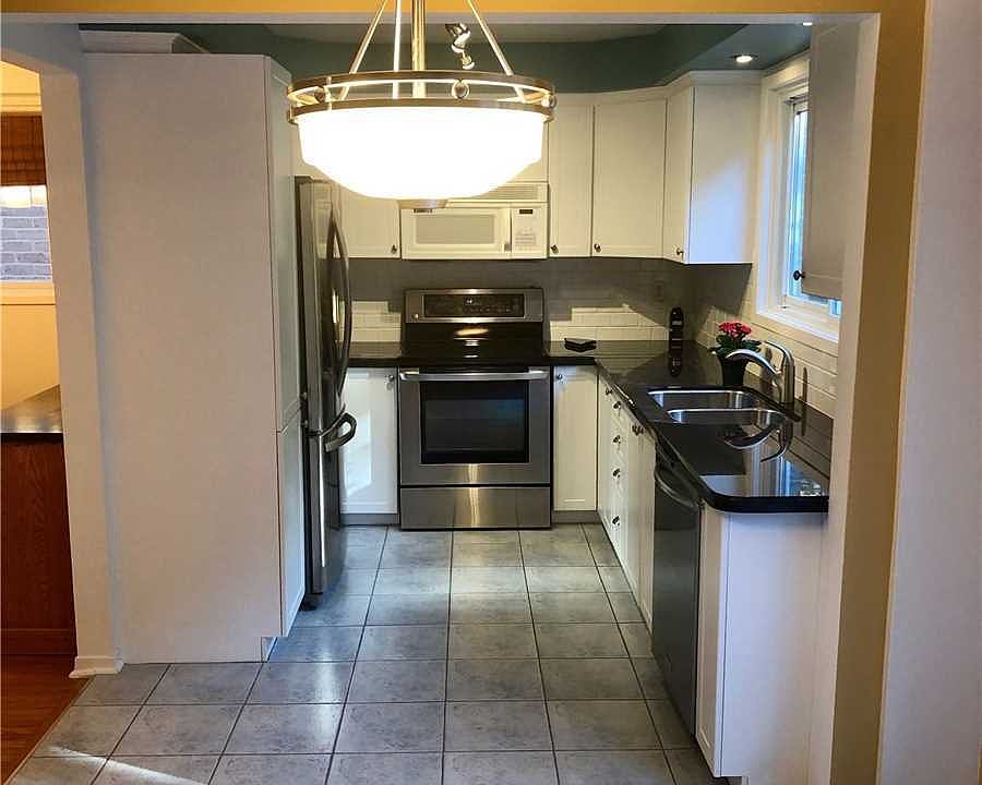 2nd image of 64 Park Lane Cir