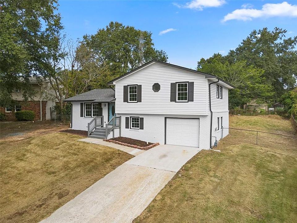 1st image of 2436 Wood Valley Dr