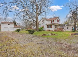 829 Edward St, Saint Libory, IL