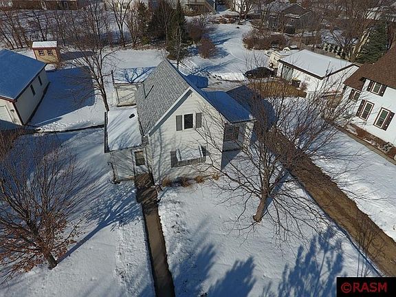 2nd image of 1016 S Washington Ave