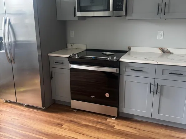 60-62 Arnold St, Hartford, CT