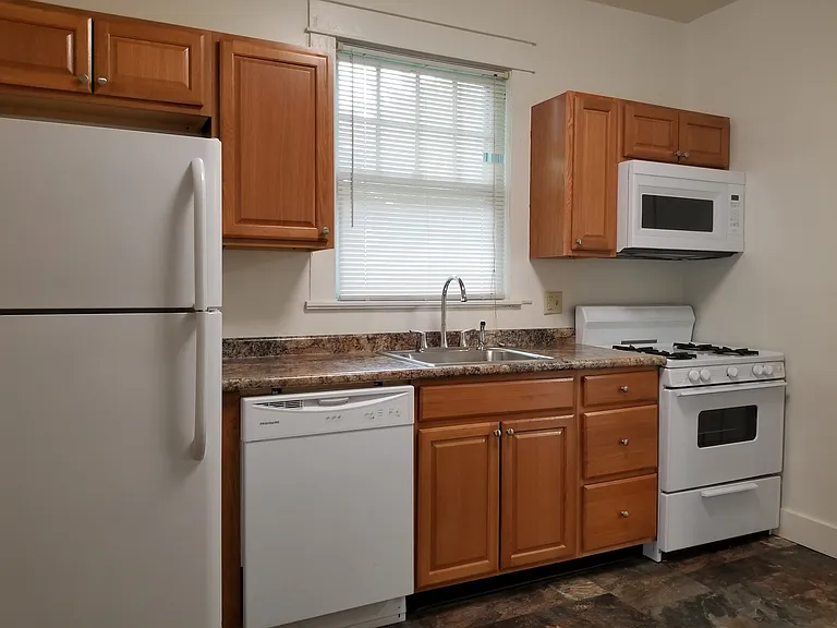 408 E Cottage Grove Ave — Photo 12