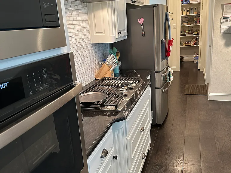 1037 Drew Ln — Photo 7