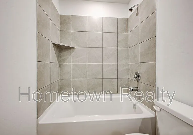 3308 NW 148th St — Photo 32