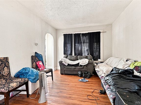 4th image of 16 Stevens Ave