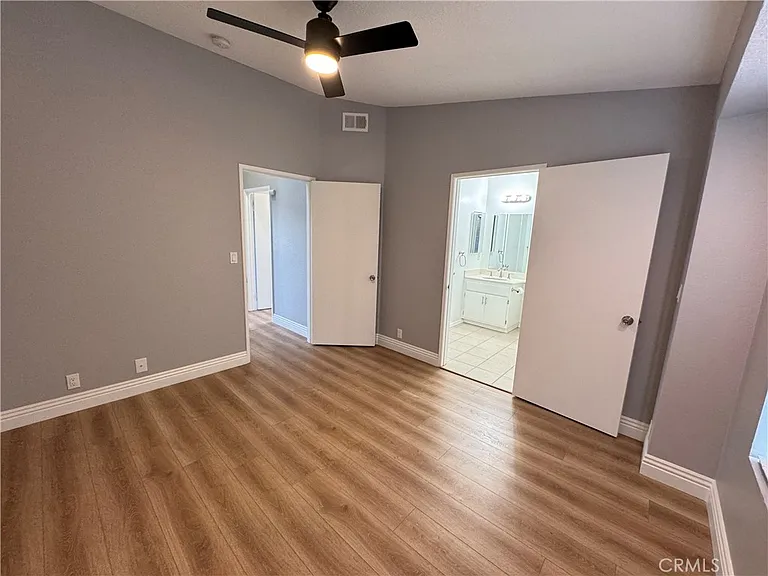 7430 Corbin Ave #9 — Photo 8