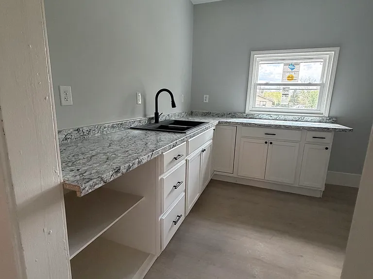3284 Northwestern St #2 — Photo 6