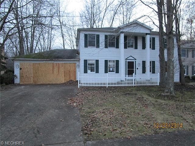 1st image of 26917 Greenbrooke Dr