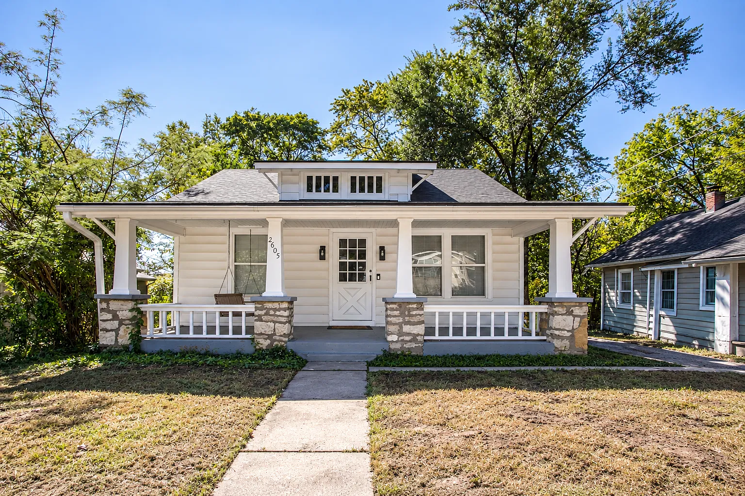 3 bed, 2.5 bath, 1500 sqft, $1,700 — Photo 3