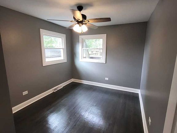 5th image of 15808 Ashland Ave