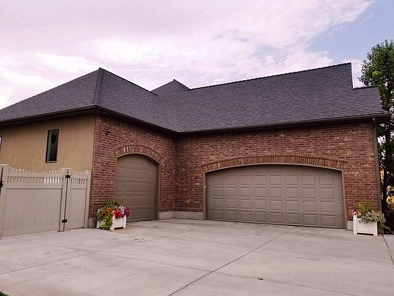 4th image of 324 Yukatan Way