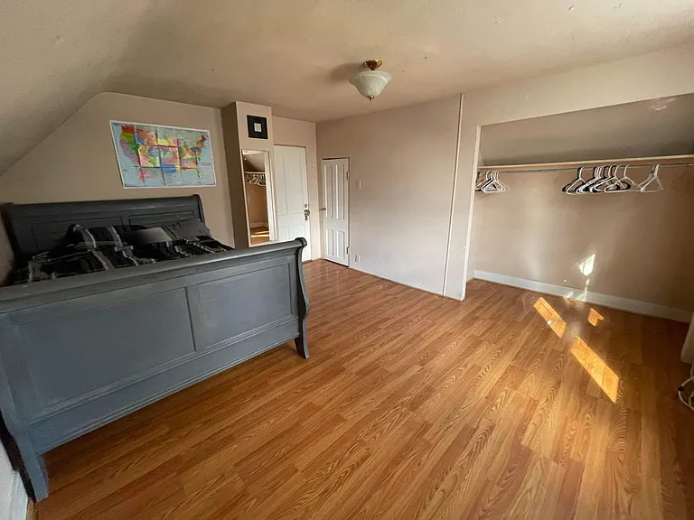 723 Romy Ave — Photo 5