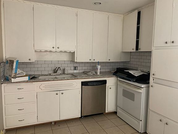 5th image of 1749 Briarwood St