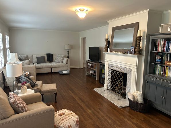 1217 Ashburton Ln