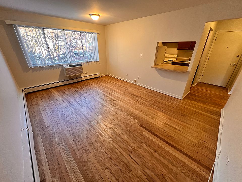 1st image of 6008 N Winthrop Ave APT 301