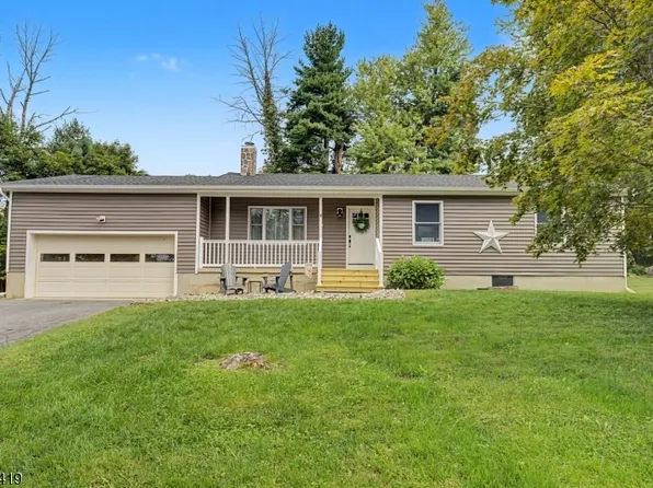 4 Gapview Ave, Hope Twp., NJ 07825