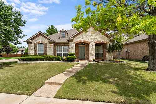 2404 Windgate Ln Photo 1