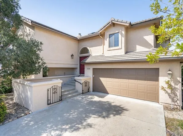 220 Oakwood Ct, Arroyo Grande, CA 93420