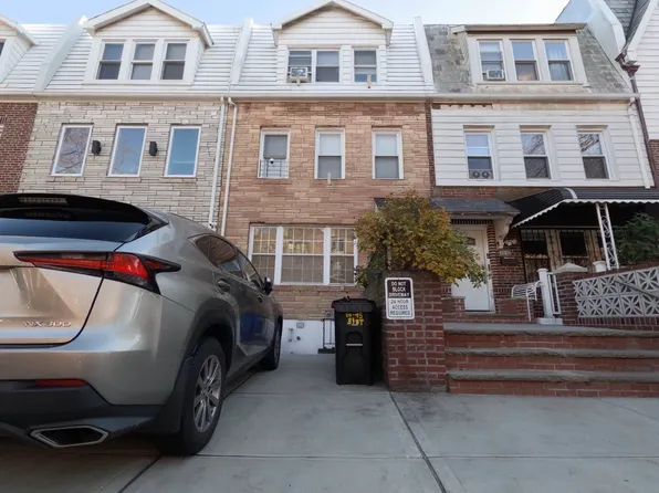 20-45 31st Street image 40 of 40