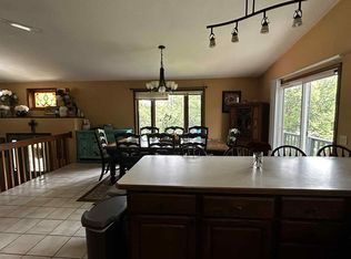 5314 N Cook St, Mc Farland, WI 53558