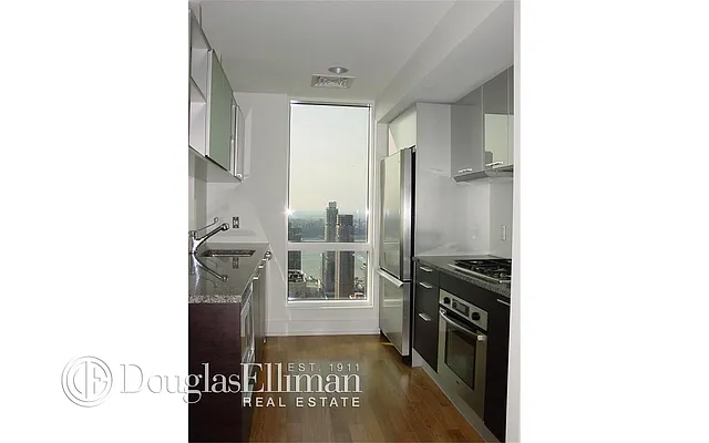 Rented by Douglas Elliman | media 40