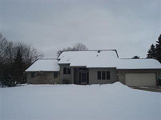5th image of 320 E Hamilton Ln