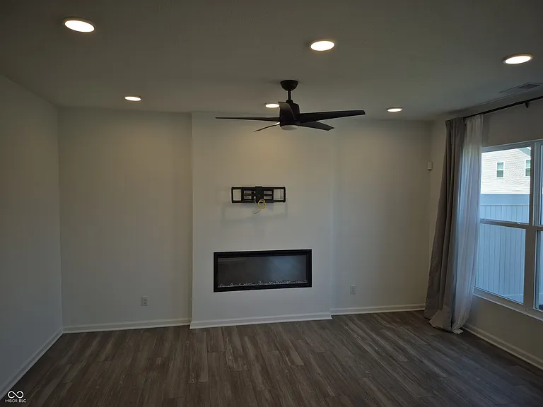 10608 Mangrove Dr — Photo 5