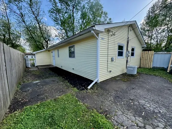 3817 165th St, Hammond, IN 46323
