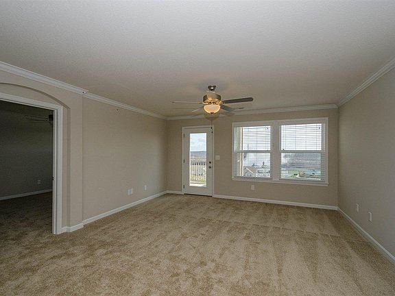5th image of 208 Westwind Ln #12202