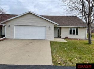 133 Blue Bird Path, Mankato, MN 56001