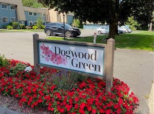 1165 Stratfield Rd, Fairfield, CT 06825