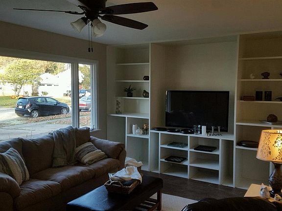 4th image of 4959 Oakview Dr