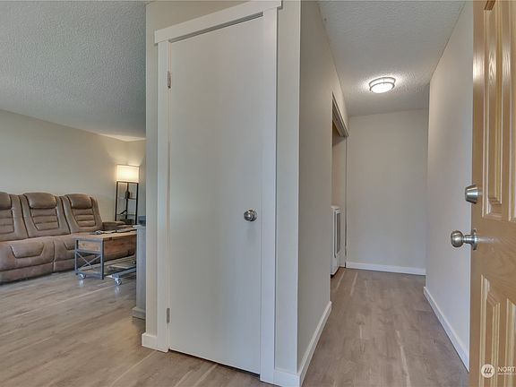 5th image of 12020 153rd Street E