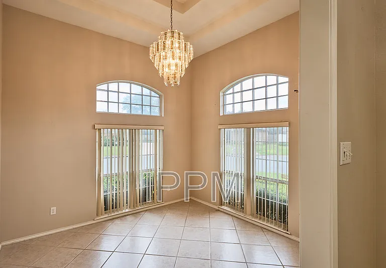 1309 Summerfield Ln — Photo 14