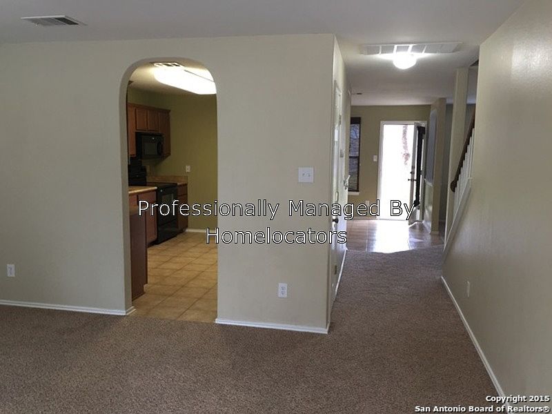 2nd image of 415 Foxglove Path