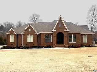 225 Givake Dr, Arab, AL 35016