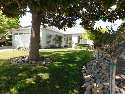 2967 N Rose Brook Dr, Riverbank, CA, 95367