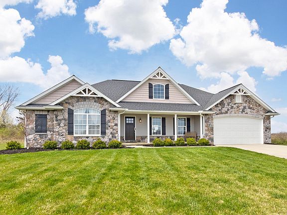 2nd image of 33 Fieldcrest Dr