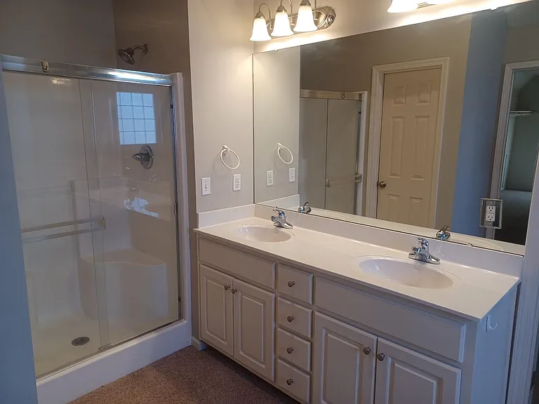 516 E Bluebird St — Photo 13