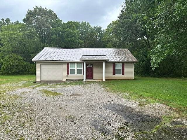 1st image of 260 Lagrange Rd