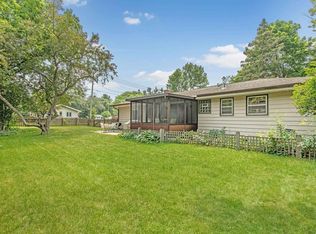 5710 Thrush Ln, Madison, WI 53711