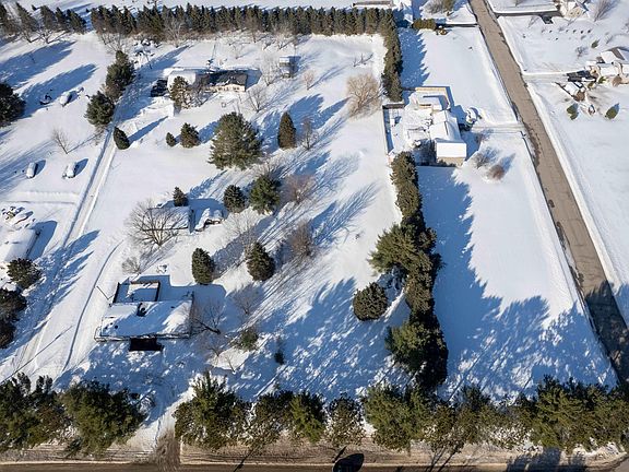 2nd image of 10864 Cedar Run Rd