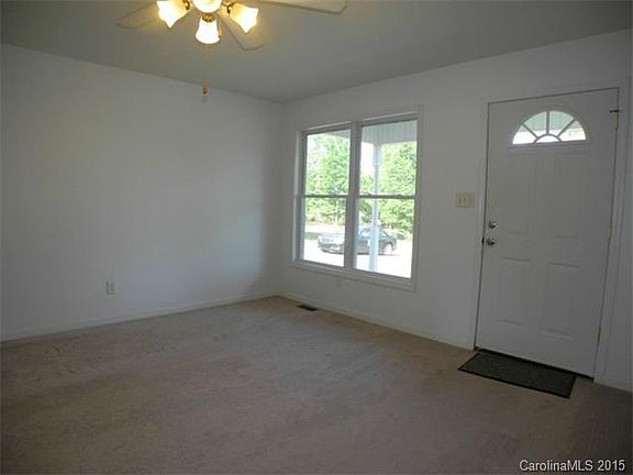 5th image of 888 Hillard Ln