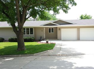 131 4th St, Lake View, IA 51450