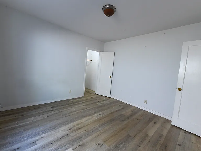 2501 Cedar St — Photo 14