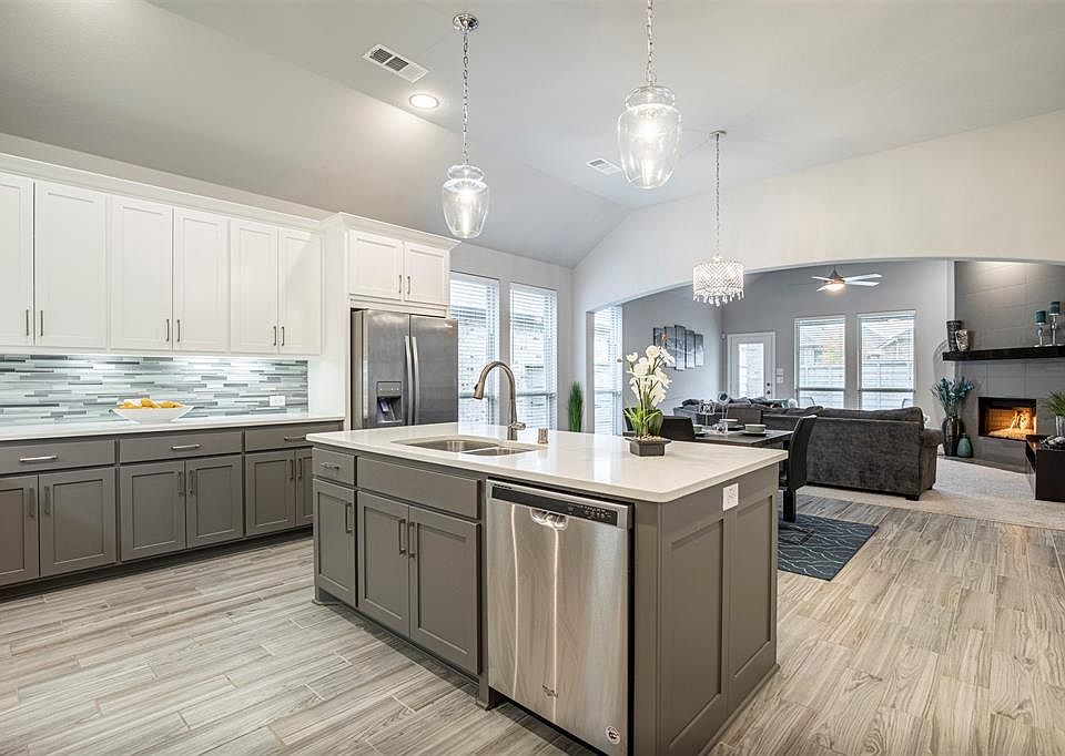 1st image of 5112 Ember Pl