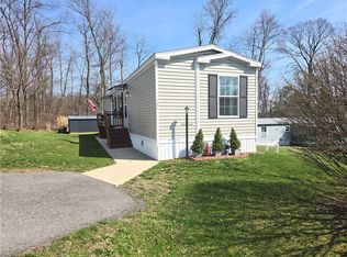186 Hampton Ave, Imperial, PA 15126