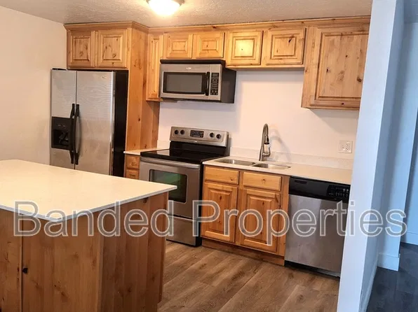935 E 600 S APT 11, Salt Lake City, UT 84102