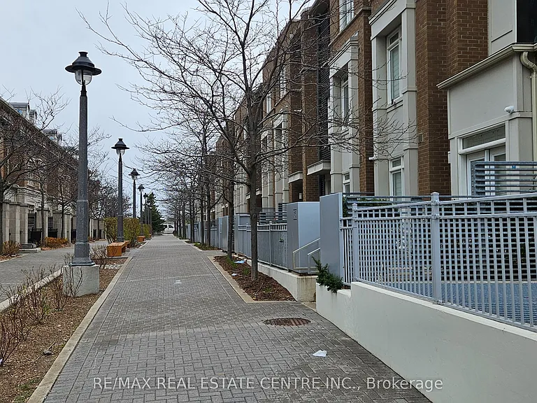 370 Square One Dr #17 — Photo 5