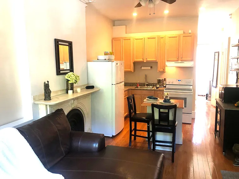 109 Pembroke St #2 — Photo 5